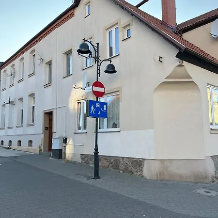 Przy Sprzymierzeńców 8,