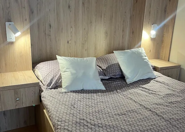 Przy Sprzymierzencow 8, Appartement *