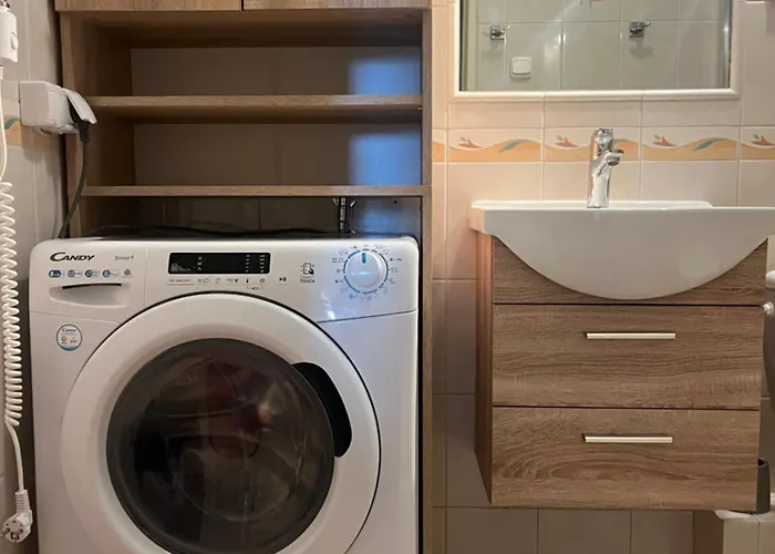 Przy Sprzymierzencow 8, Appartement *